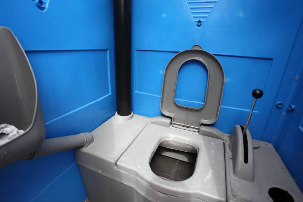 Porta potty delivery and setup in University, MS